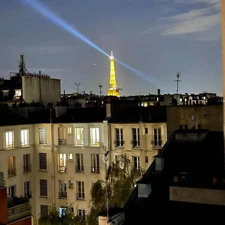 Quiet And Elegant With Eiffel Tower View *