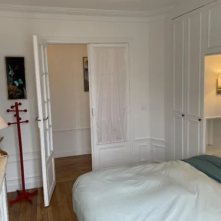 Apartament Quiet And Elegant With Eiffel Tower View *